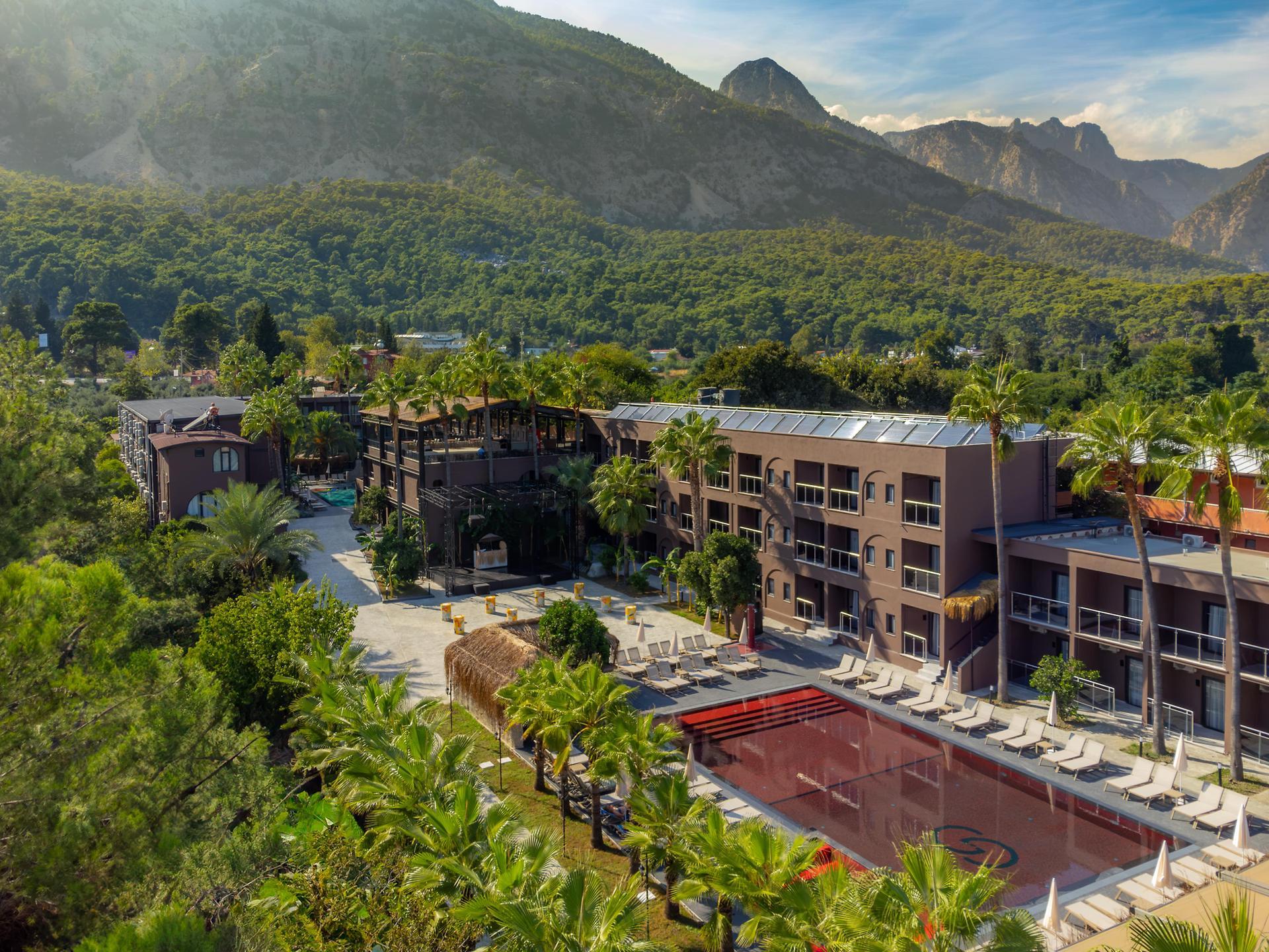 Hotel Golden Sun — 1