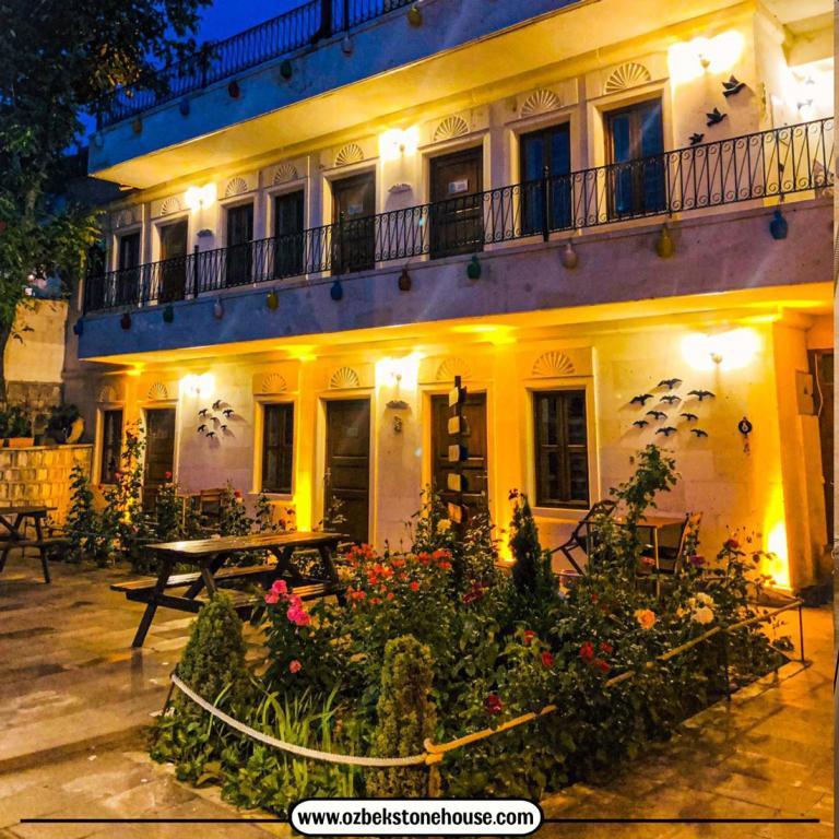 Özbek Stone House — 1