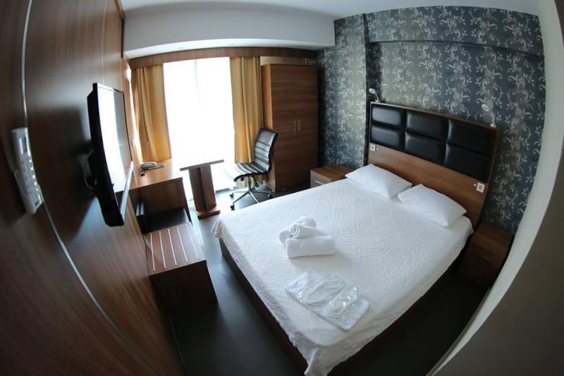 Bayraktar Otel — 2