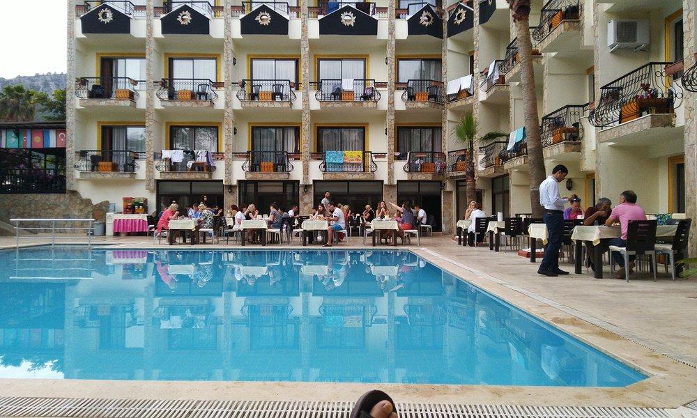 Club Herakles Hotel — 3