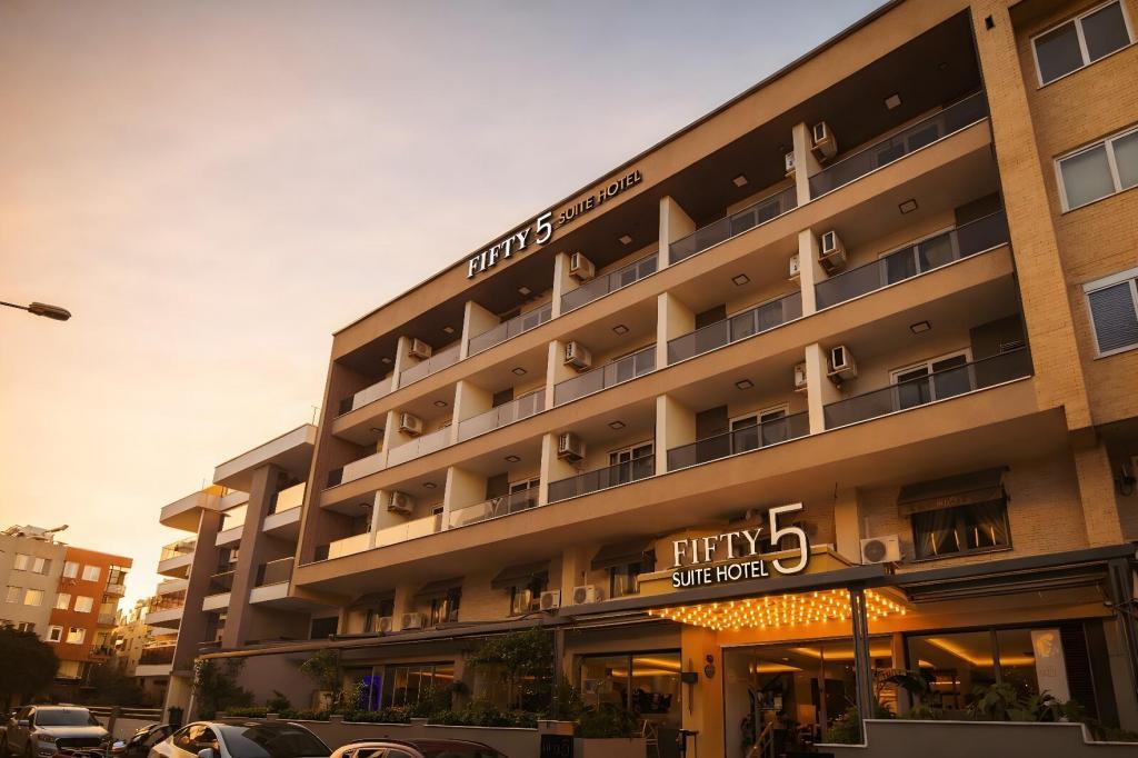 Fifty5 Suite Hotel — 1