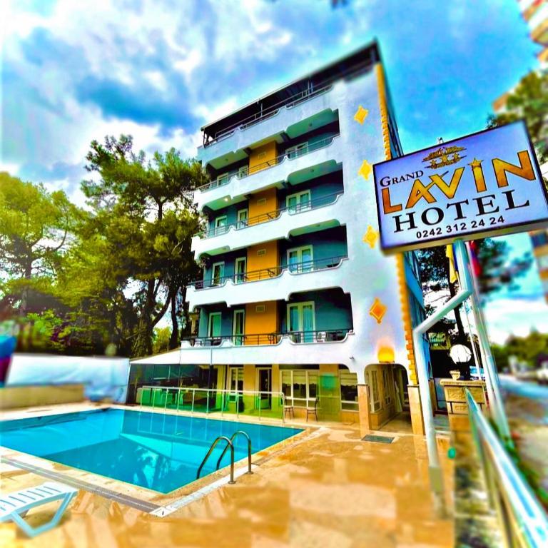 Grand Lavin Hotel — 1