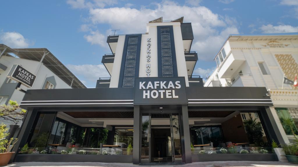 Kafkas Hotel — 1