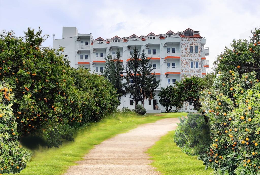Uk Hotel Kiriş — 1