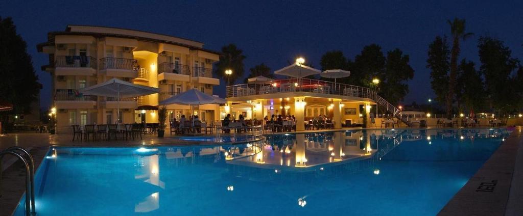 Grand Cnr Hotels — 1