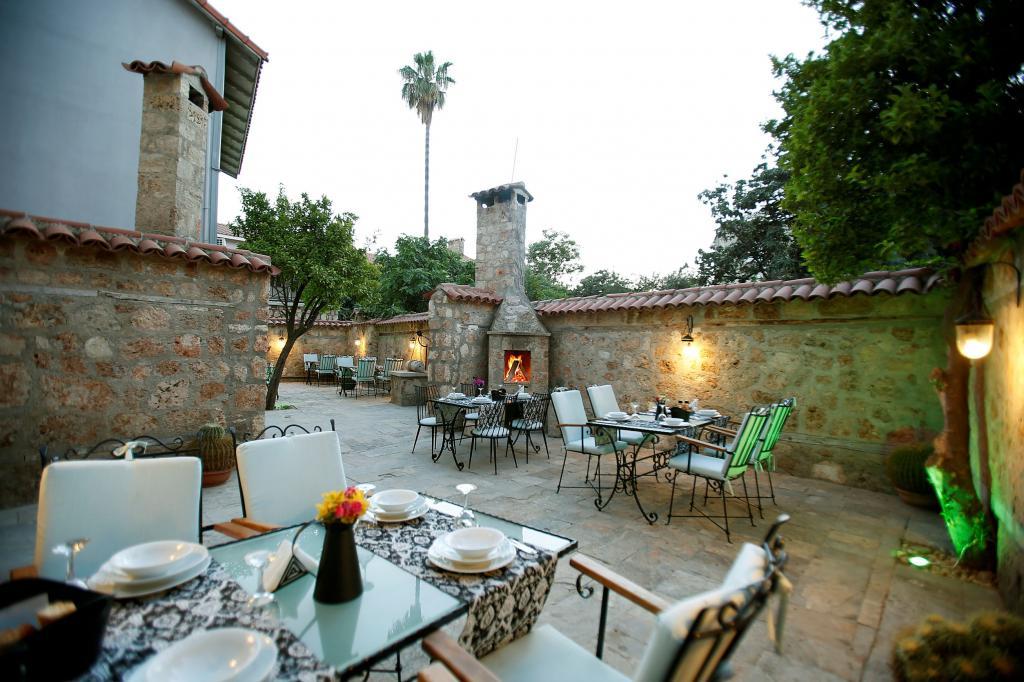 Castle Inn Hotel — 9