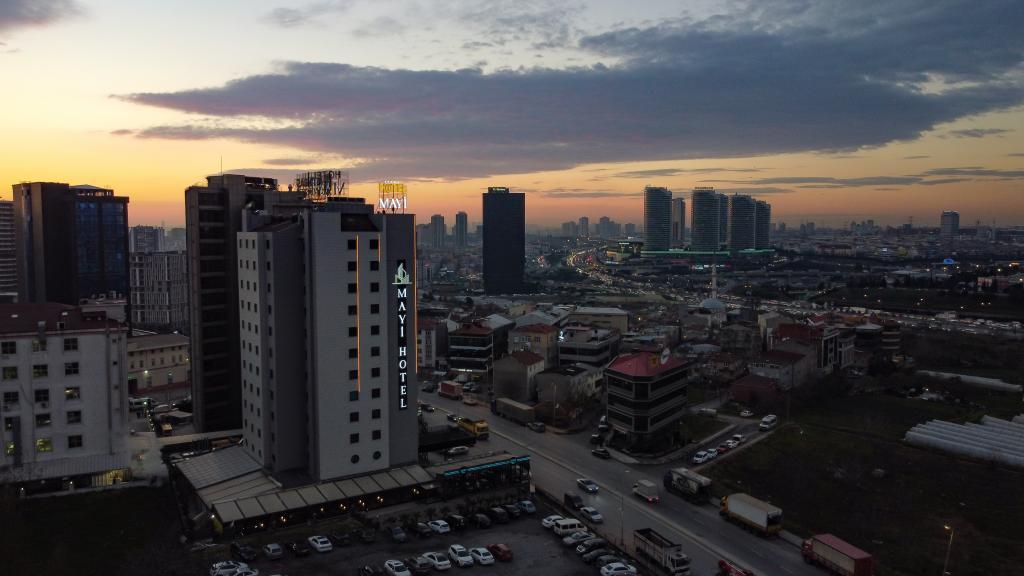 Mayi Hotel — 1