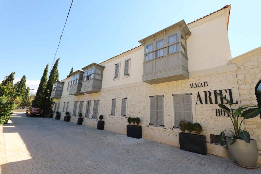Ariel Hotel Alaçatı — 1