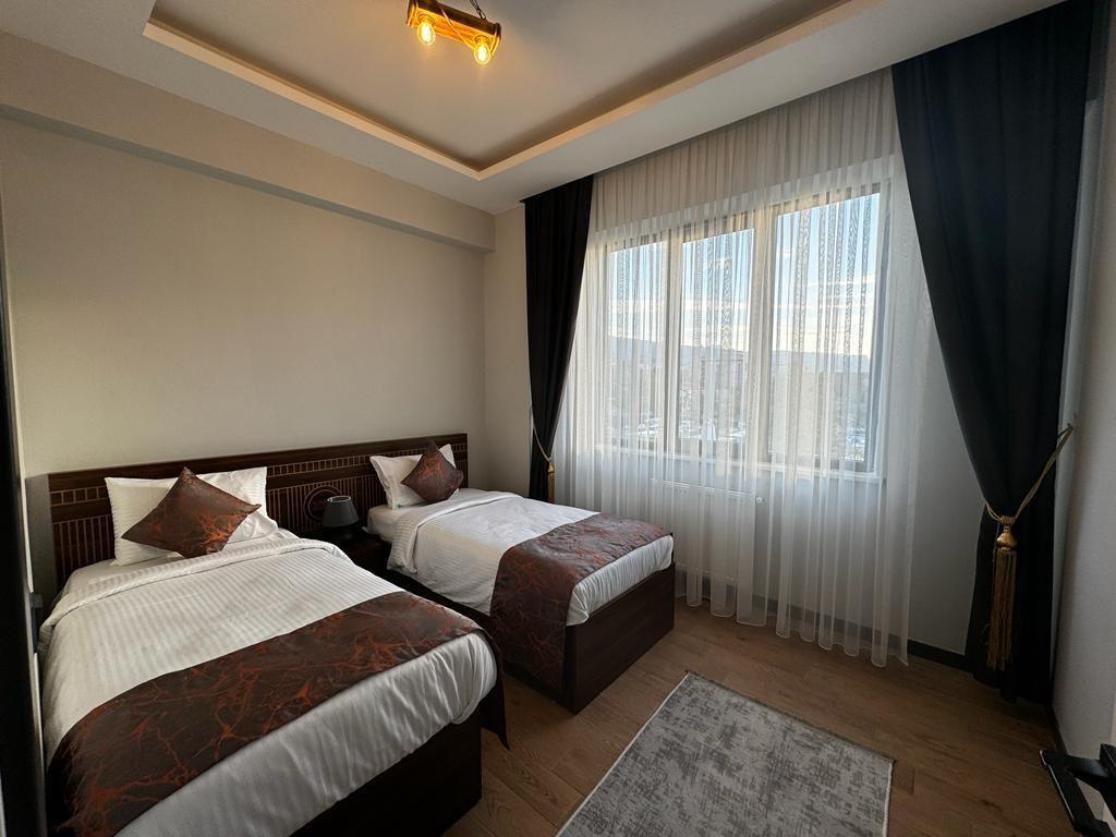 Bosss Business Suite Hotel — 8