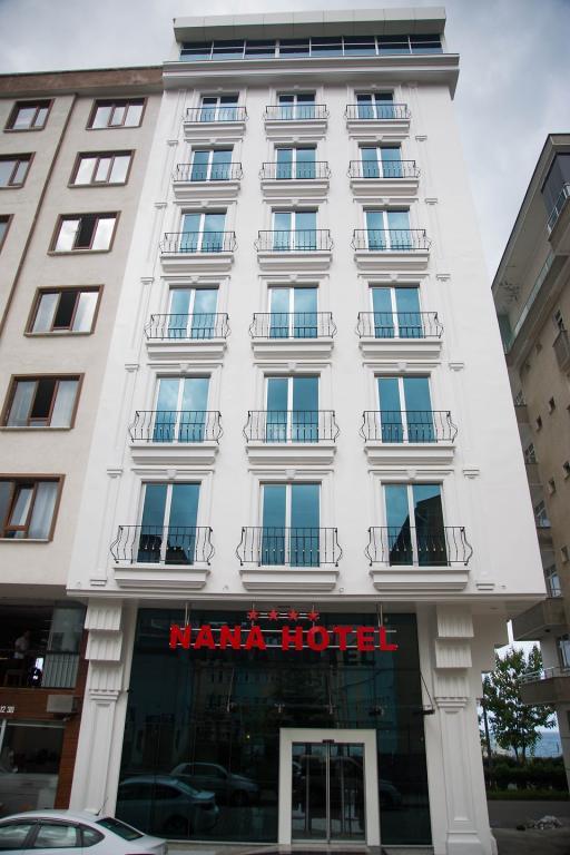 Nana Hotel — 1
