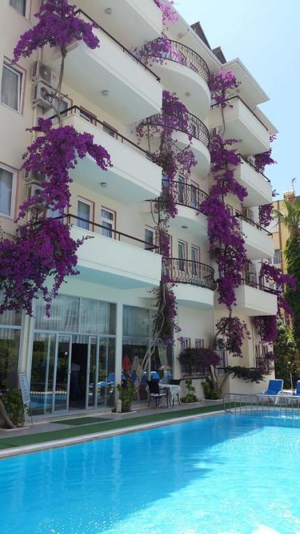 The S ApartSuites Hotel — 1