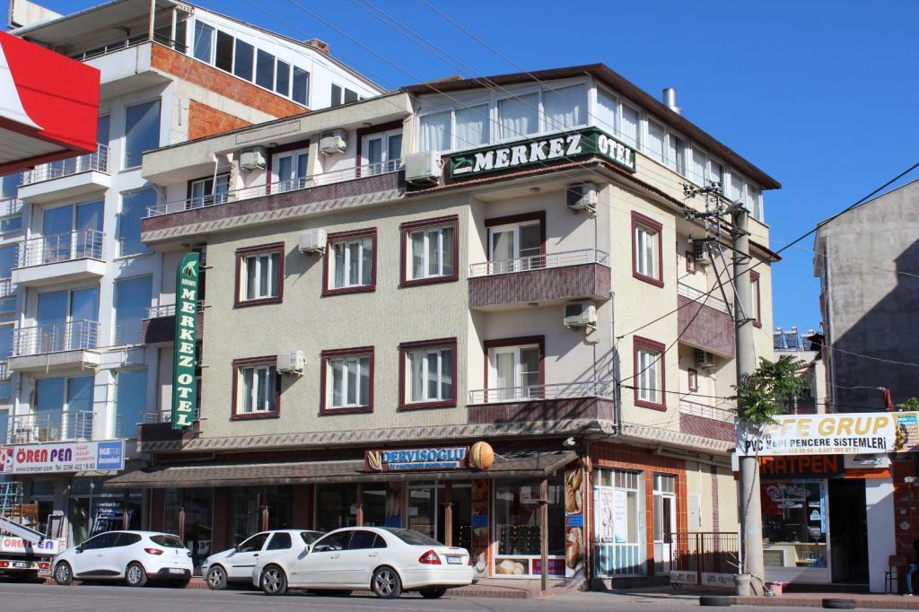 Burhaniye Merkez Otel — 1