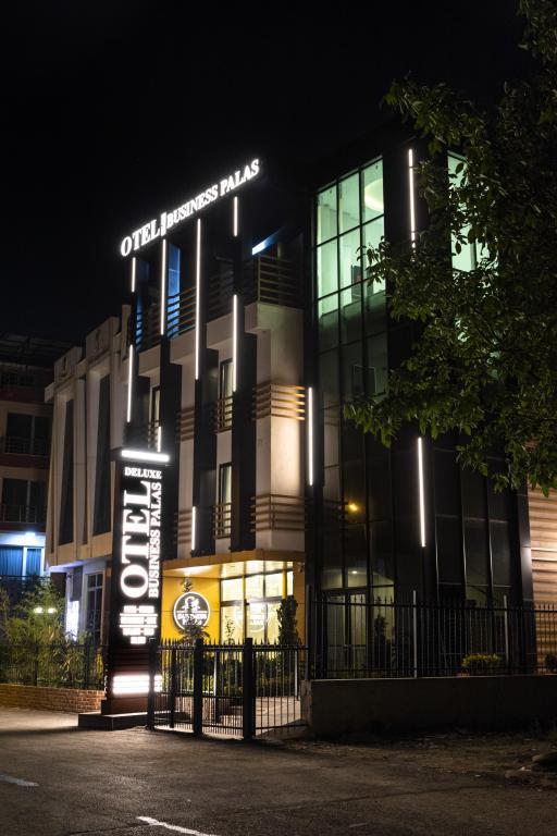 Business Palas Otel — 1