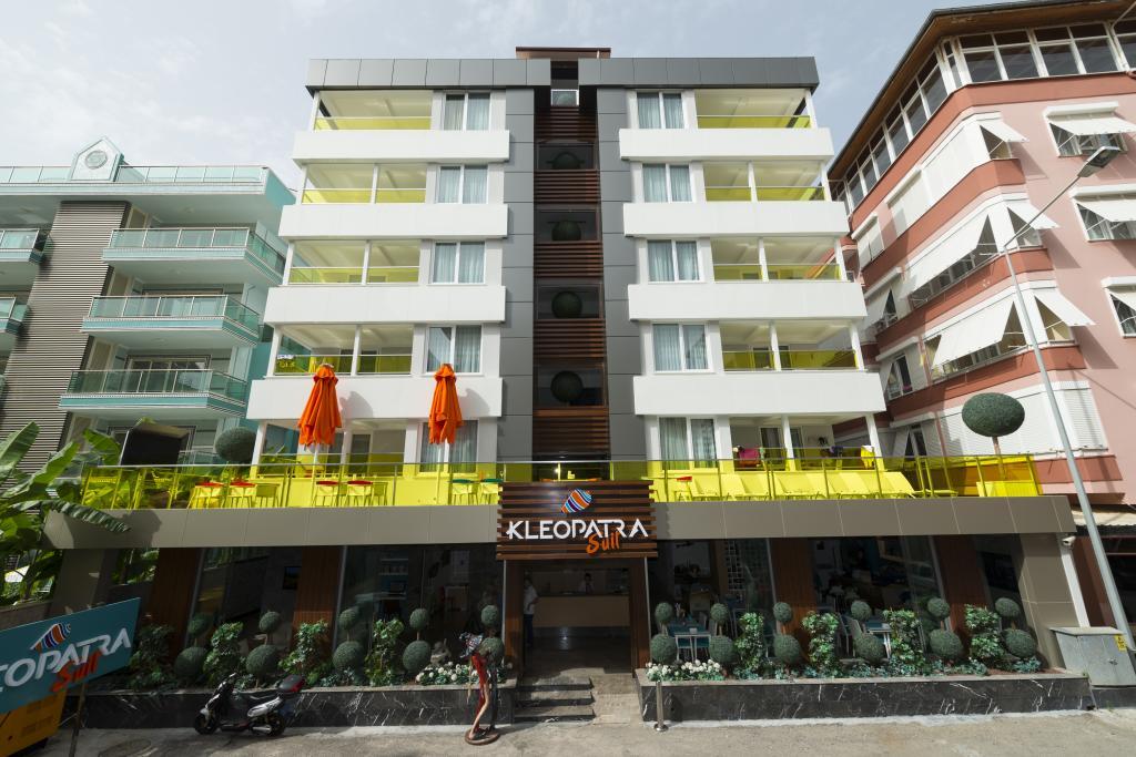 Kleopatra Suit Hotel — 1