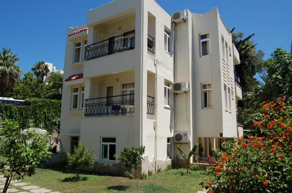 Linda Apart Hotel — 1