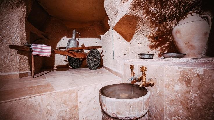 Jerveni Cave Hotel — 4