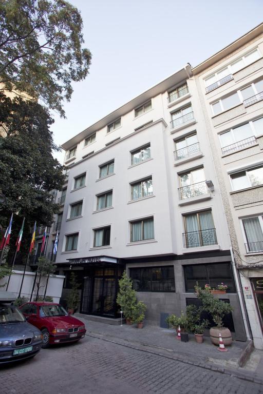Cihangir Hotel Bosphorus — 1