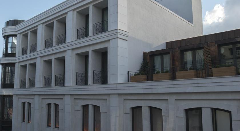Sentire Hotel & Residences — 1