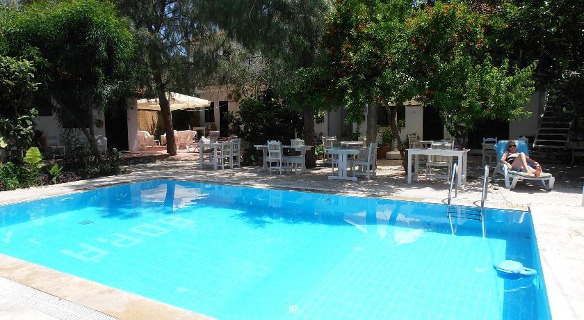 Jennys House Hotel — 1