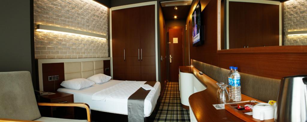 Aripsas Hotel — 1