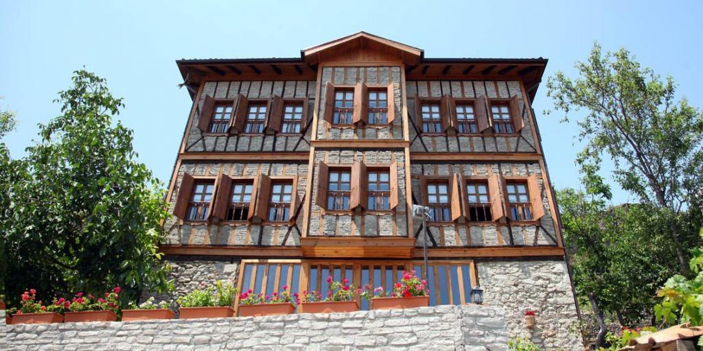 Dadibra Konak Hotel — 1