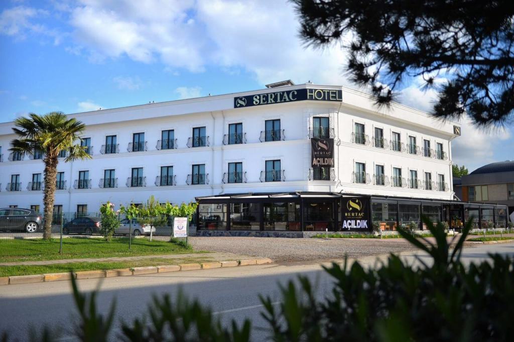 Sertaç Hotel — 1