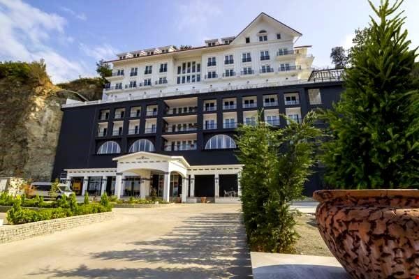 Mell Hotel — 1