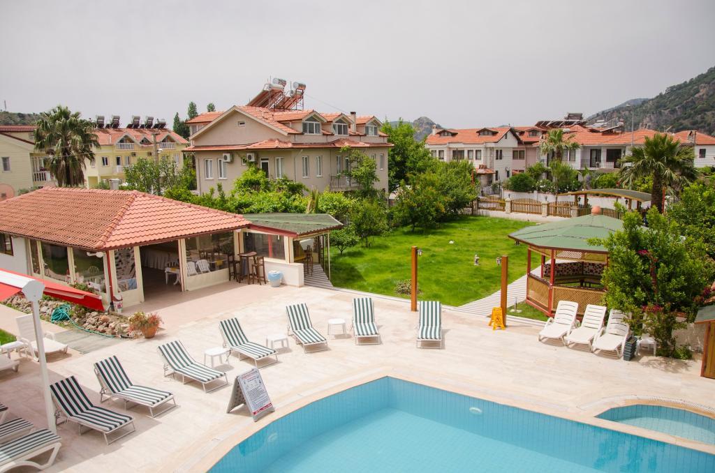 Yaprak Hotel — 1
