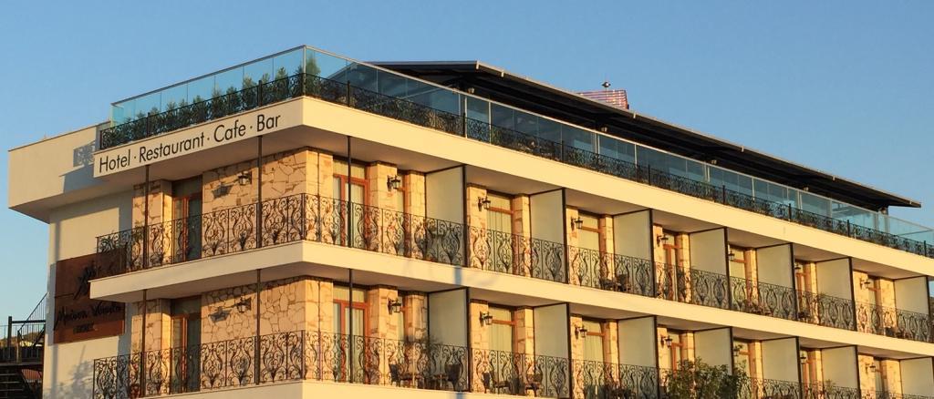 Maison Vourla Hotel — 1