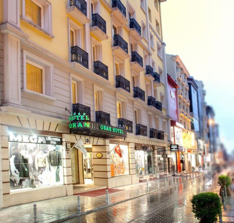 Oran Hotel — 1