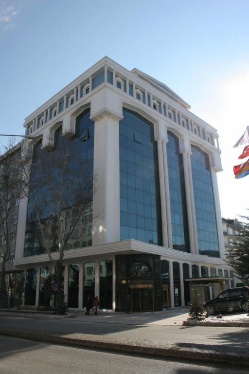 Akar International Hotels — 1