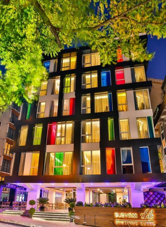 Business Life Hotel — 1