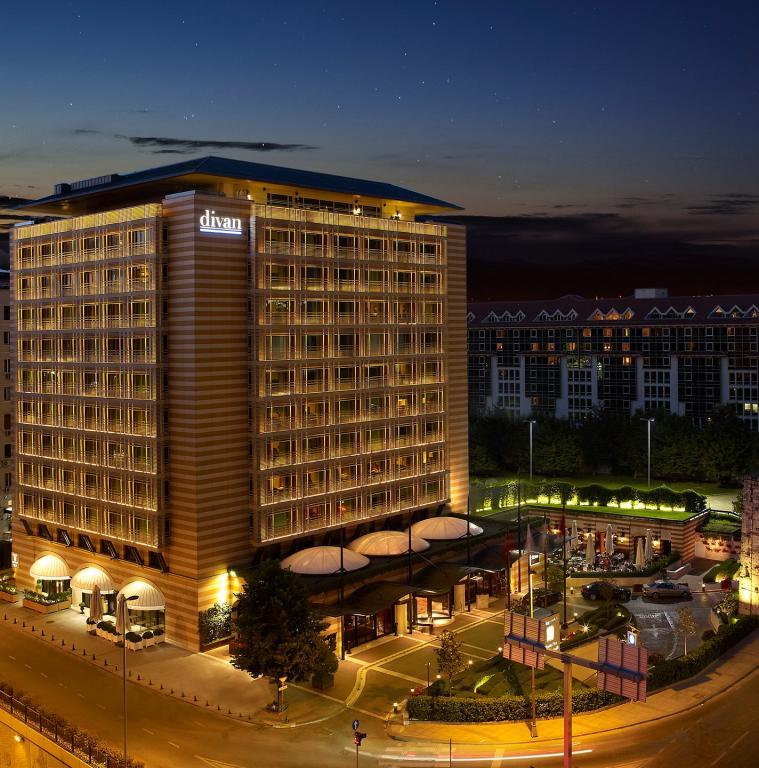 Divan İstanbul — 1