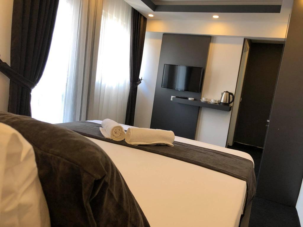 Ege Pearl Hotel Karşıyaka — 1