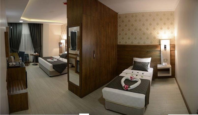 White Star Hotel — 8