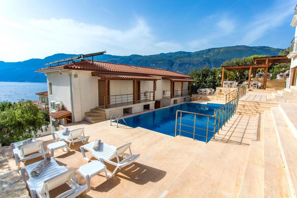 Medimar Hotel (+12) — 5