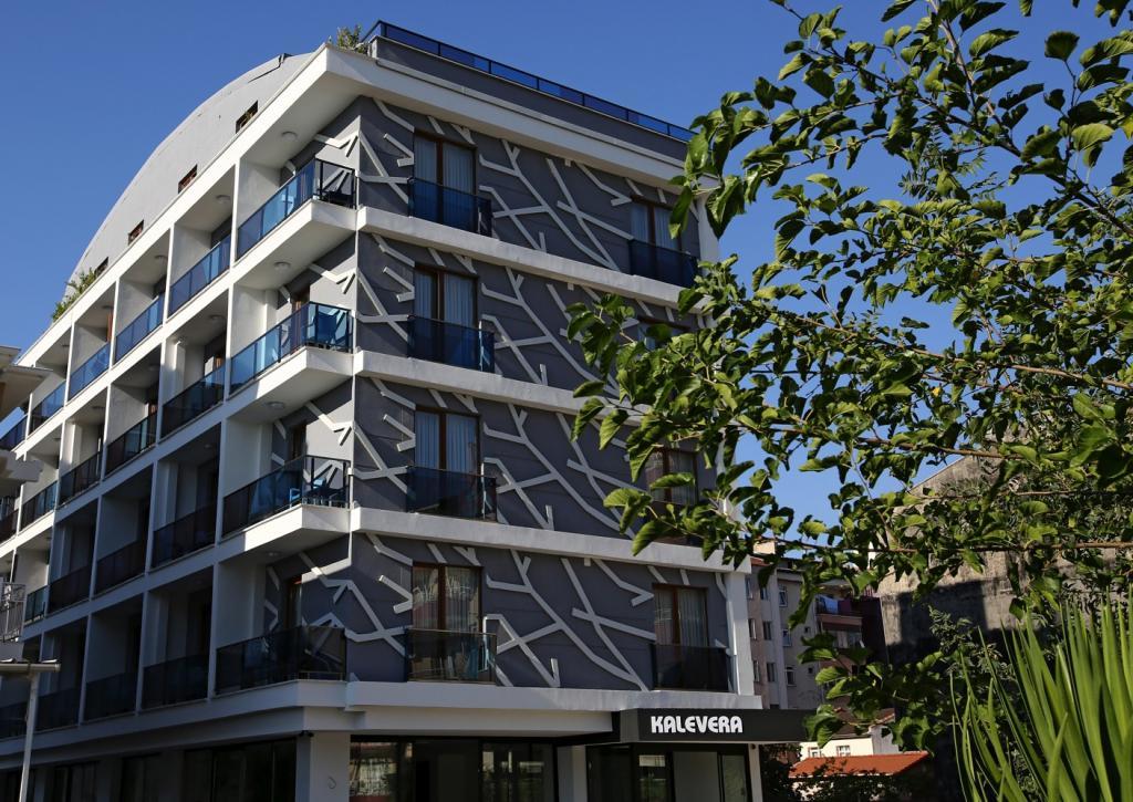 Kalevera Hotel — 1