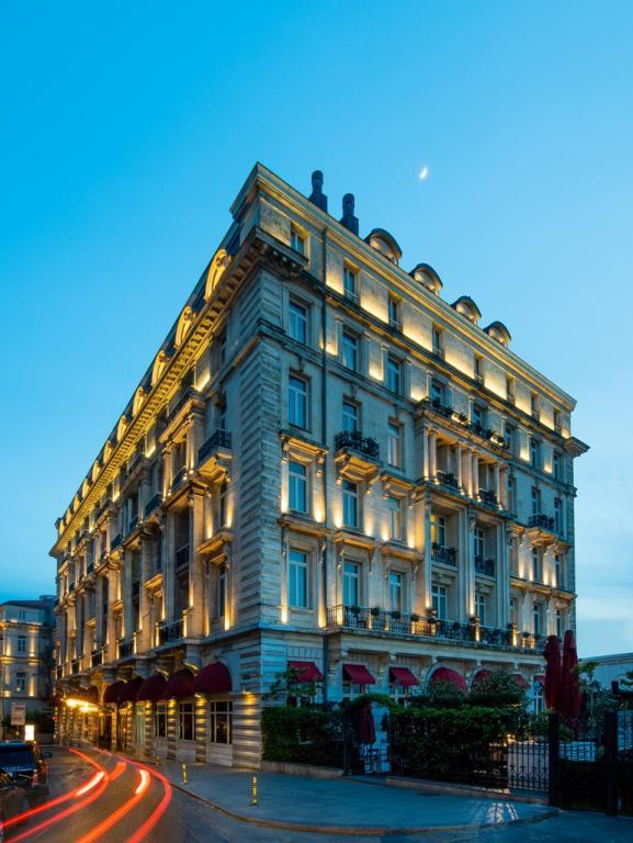 Pera Palace Hotel — 1