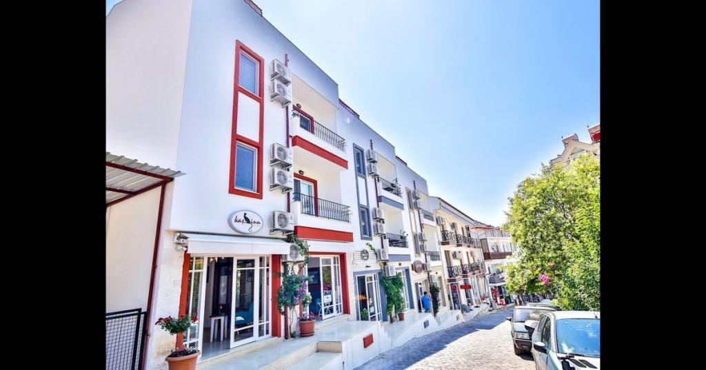 Kasinn Apart Hotel — 1