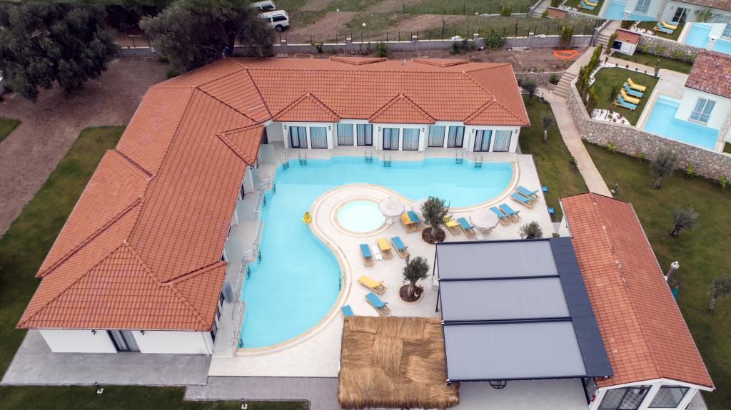 Z Exclusive Hotel and Villa — 1