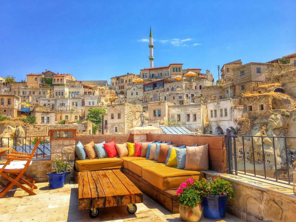 Elaa Cave Hotel — 1