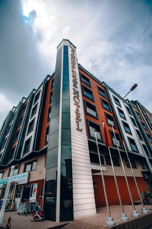 Can Deluxe Hotel — 1