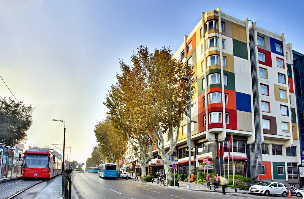 Ramada by Wyndham Istanbul Old City — 1