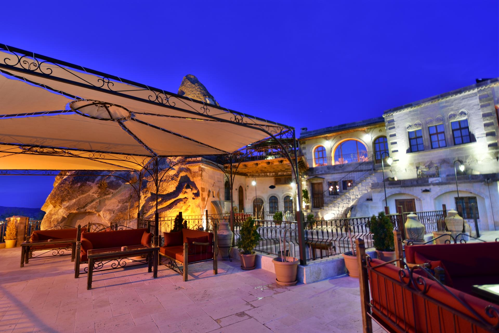 Harman Cave Hotel — 8