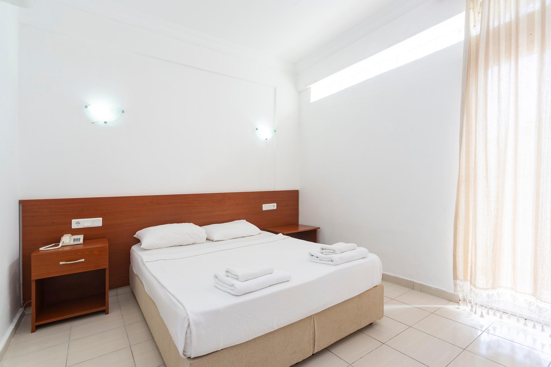Kriss Hotel — 3