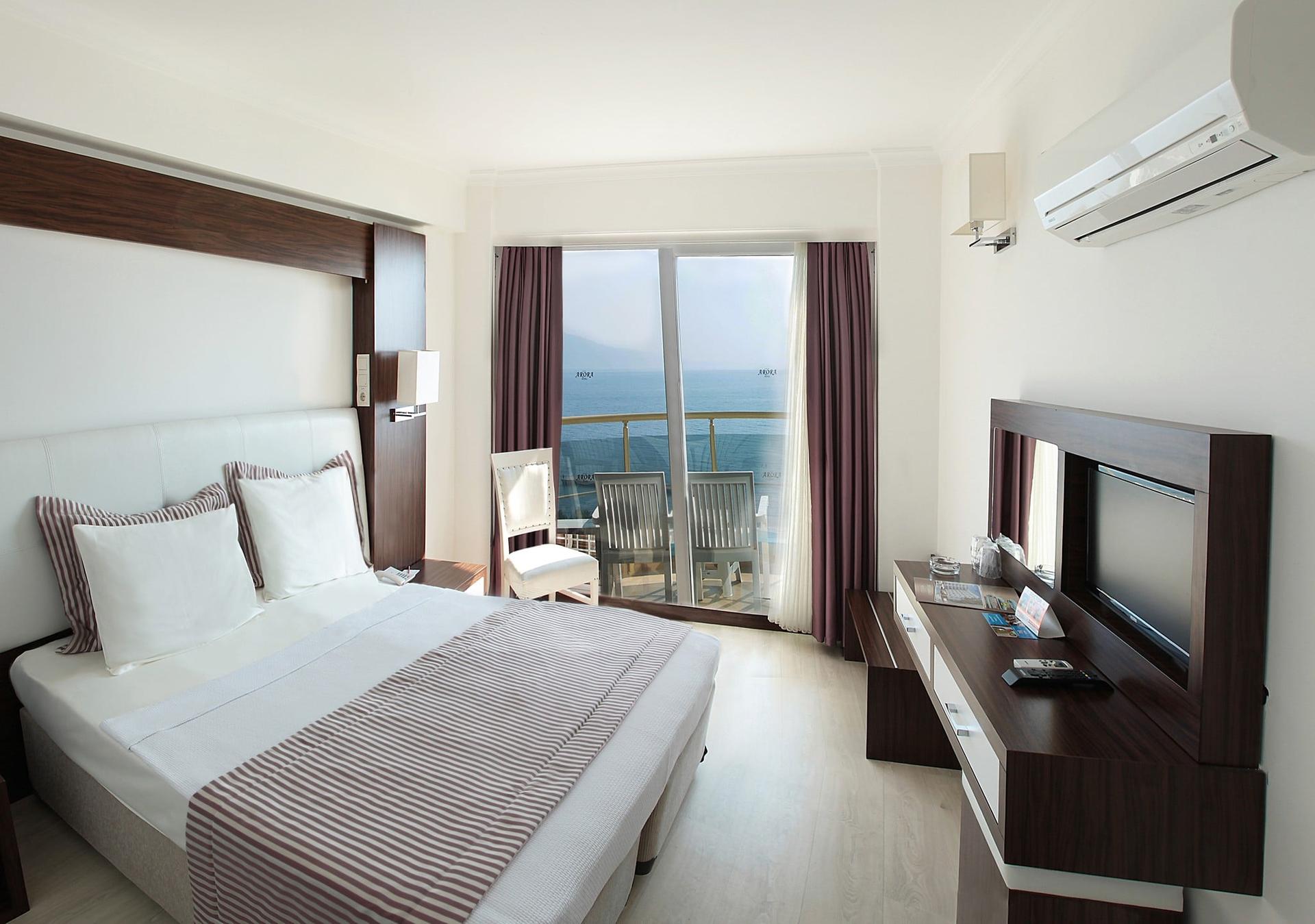 Arora Hotel — 4