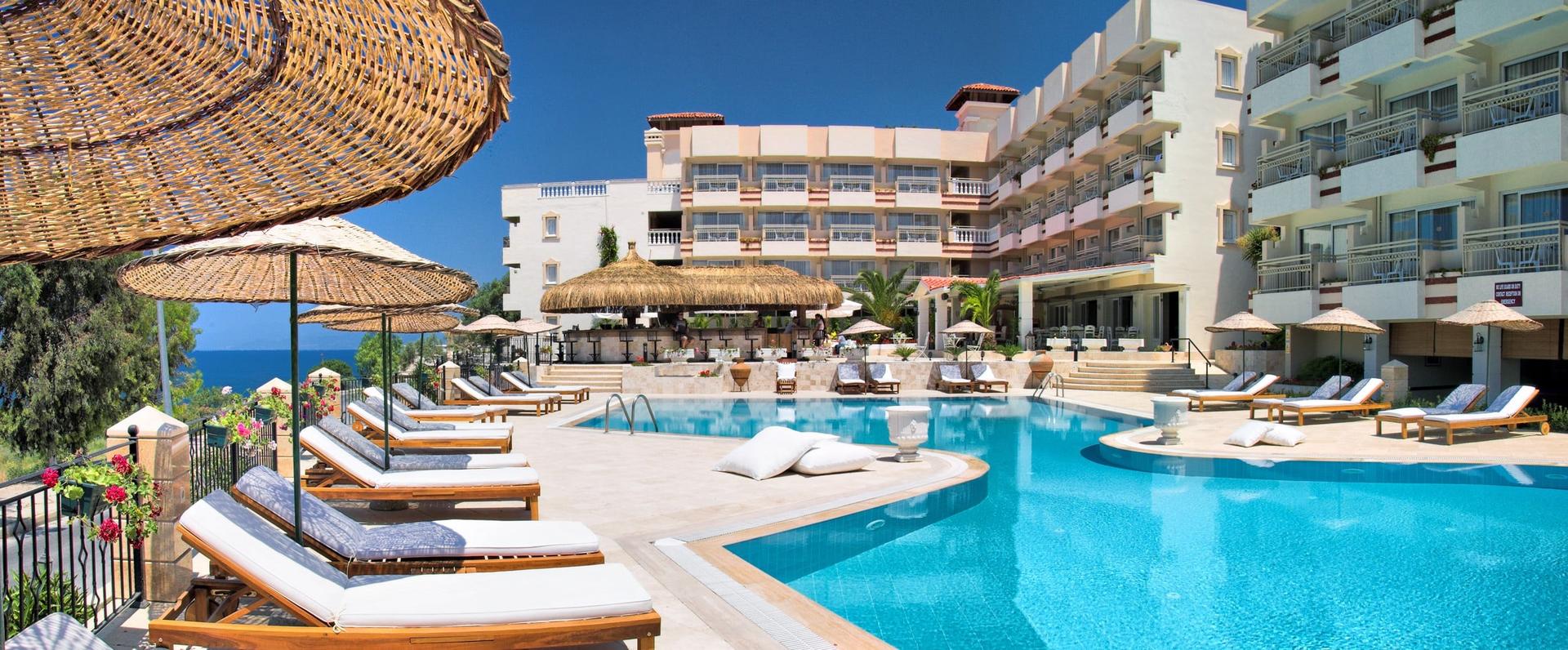 Hotel Carina — 1
