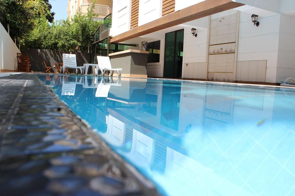 My New Hotel — 1