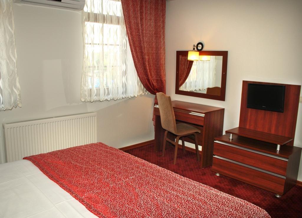 Pelemir Hotel — 9