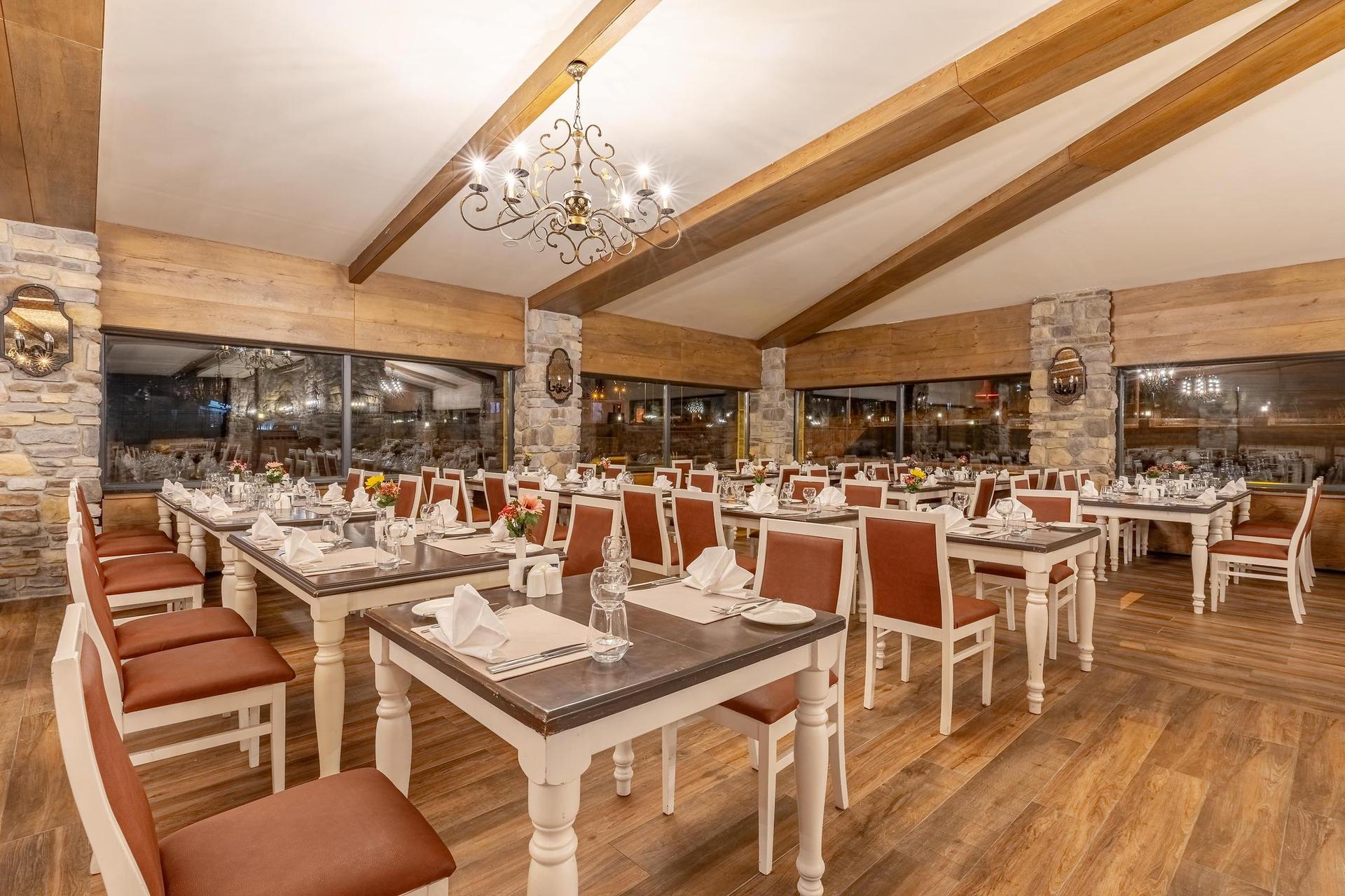 Mirada Del Lago Hotel — 6